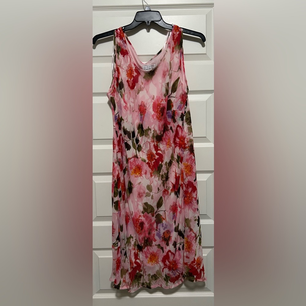 Chic Floral Midi Dress - Pink and Red